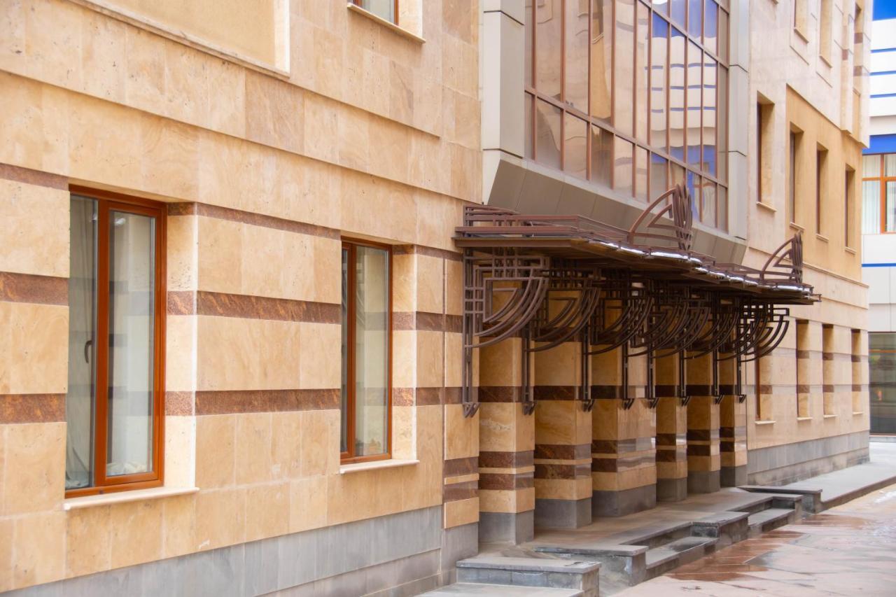 Olympavan Hotel Yerevan Luaran gambar